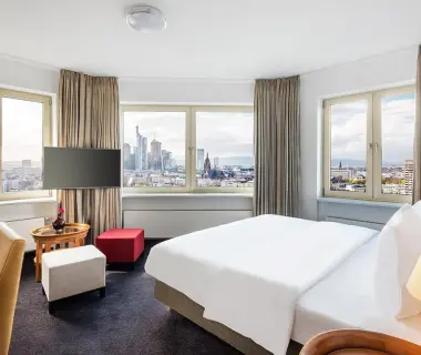 Main Plaza | Suite Tower