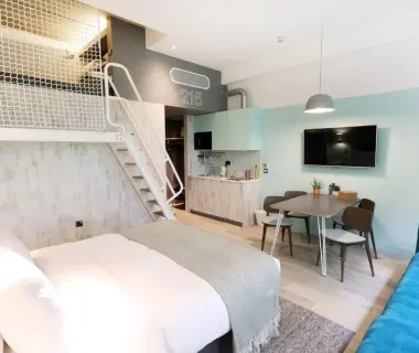 room2 Southampton Hometel