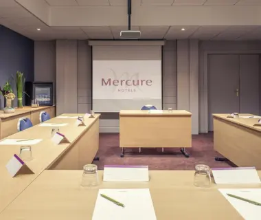 Mercure Paris Bercy Bibliotheque