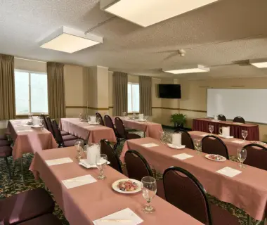 Meadowlands Plaza Hotel