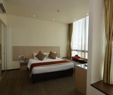 Aqueen Hotel Lavender