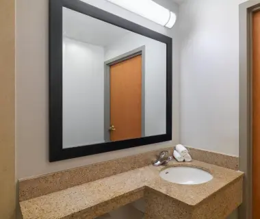 Holiday Inn Express New York City Chelsea, an IHG Hotel