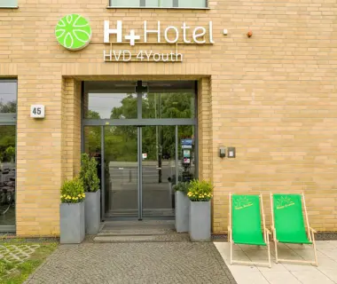H+ Hotel 4Youth