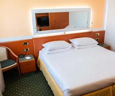 Jet Hotel, Sure Hotel Collection by Best Western