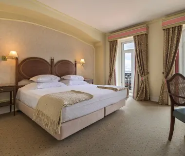 As Janelas Verdes - Lisbon Heritage Collection