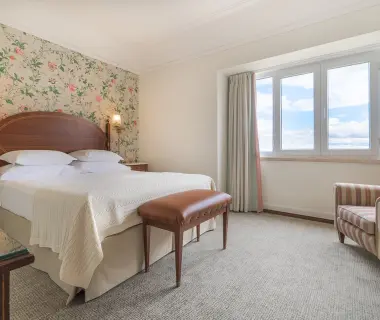 As Janelas Verdes - Lisbon Heritage Collection