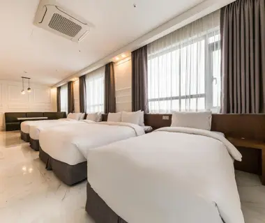 CS Premier Hotel