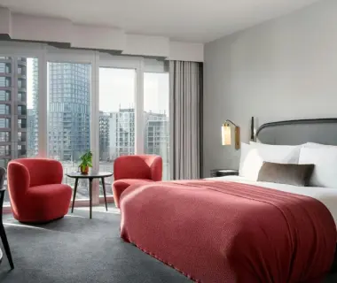 The Stratford, Autograph Collection