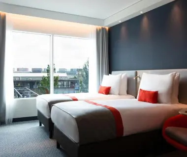 Holiday Inn Express Amsterdam - North Riverside, an IHG Hotel