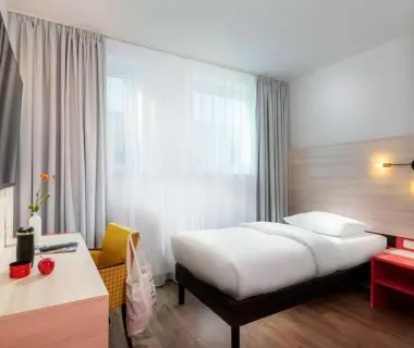 greet Berlin Alexanderplatz