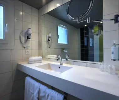 Hotel le Cinq Hyper - Centre