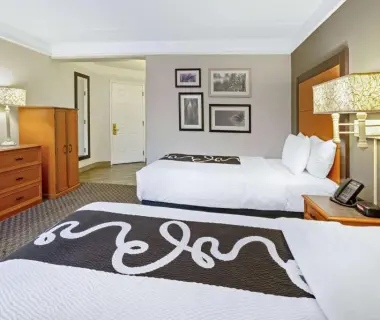 La Quinta by Wyndham Houston West Park 10