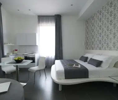 Gatto Bianco Mia Aparthotel