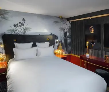 Snob Hotel by Elegancia