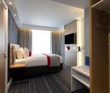 Holiday Inn Express Edinburgh City Centre, an IHG Hotel