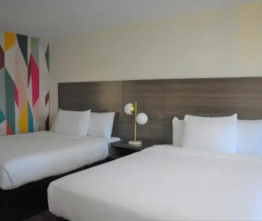 Signature Anaheim Maingate