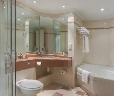 Dalmahoy Hotel & Country Club