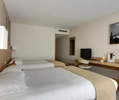 Hotel Inn Paris CDG Airport