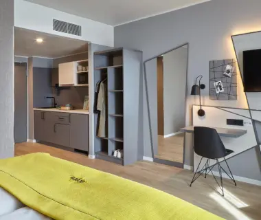 acora Dusseldorf Airport