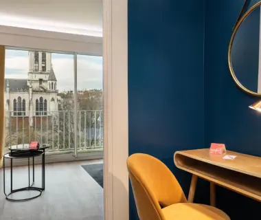 Hôtel Charlemagne by Happyculture