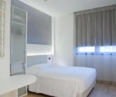 Continental Urban Art Hotel