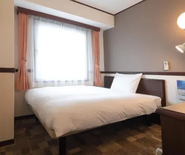 Toyoko Inn Shin-Osaka Chuo-guchi Honkan