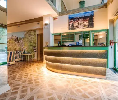 Crystal Hotel Varese