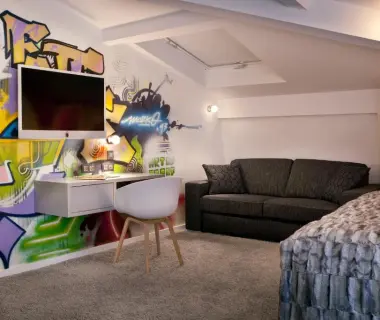 Georgette Hotel & Restaurant