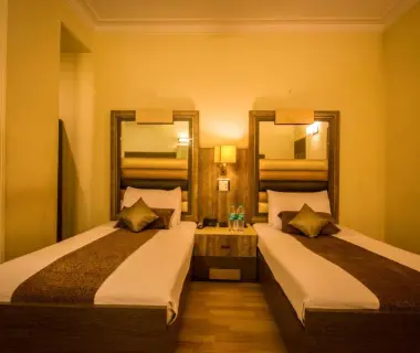 The Suncourt Hotel Yatri