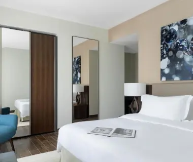 Jumeirah Living Marina Gate