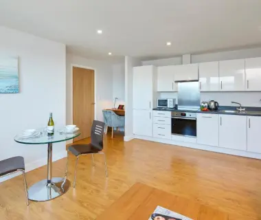 HQ Aparthotel Farnborough