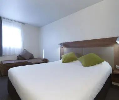 Campanile Blanc-Mesnil