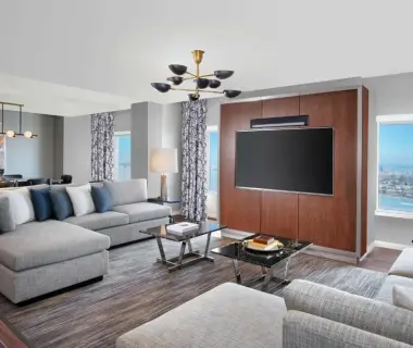 Hilton San Diego Bayfront