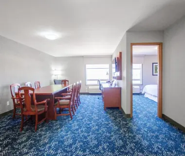 Four Points by Sheraton Saskatoon