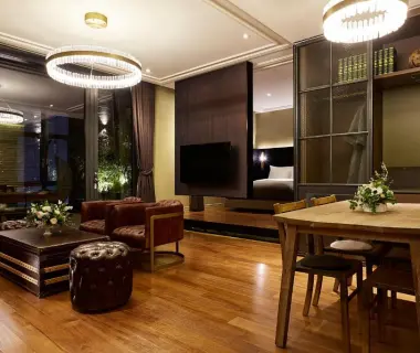 9 Brick Hotel