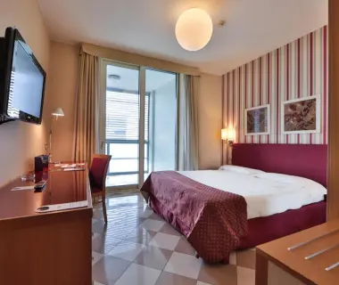 UNA Hotels The One Milano Hotel & Residence