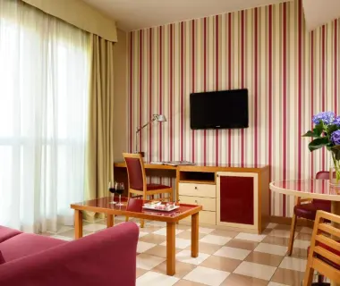 UNA Hotels The One Milano Hotel & Residence
