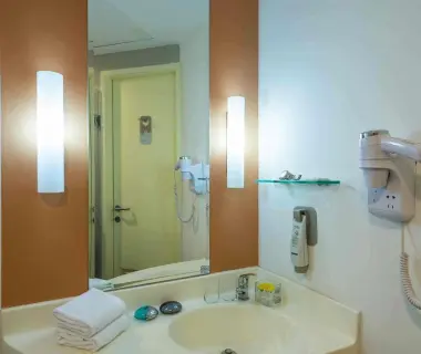 Ibis Saigon South