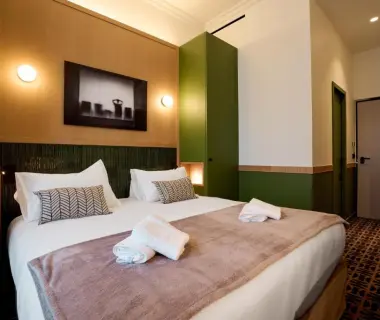 6 VH Hotel
