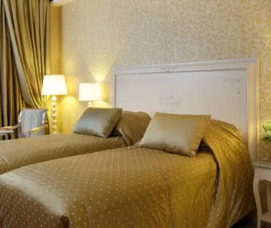 Radisson Royal Hotel