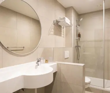 Aris Grand Place Hotel