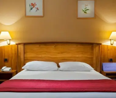 Timhotel Tour Eiffel