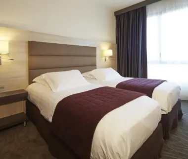 Kyriad Prestige Lyon Est - Saint Priest Eurexpo Hotel and SPA