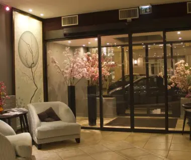 Hotel Louvre Montana