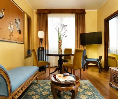 Enterprise Hotel Design & Boutique