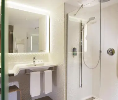 Oceania Paris Roissy CDG