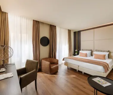 The Square Milano Duomo