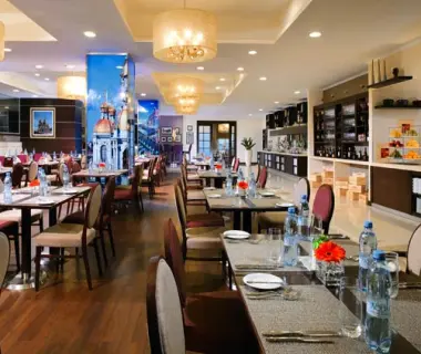 Courtyard St. Petersburg Center West Pushkin Hotel