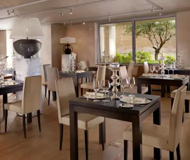 Divani Apollon Suites