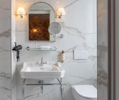 NEW HOTEL REPUBLIQUE